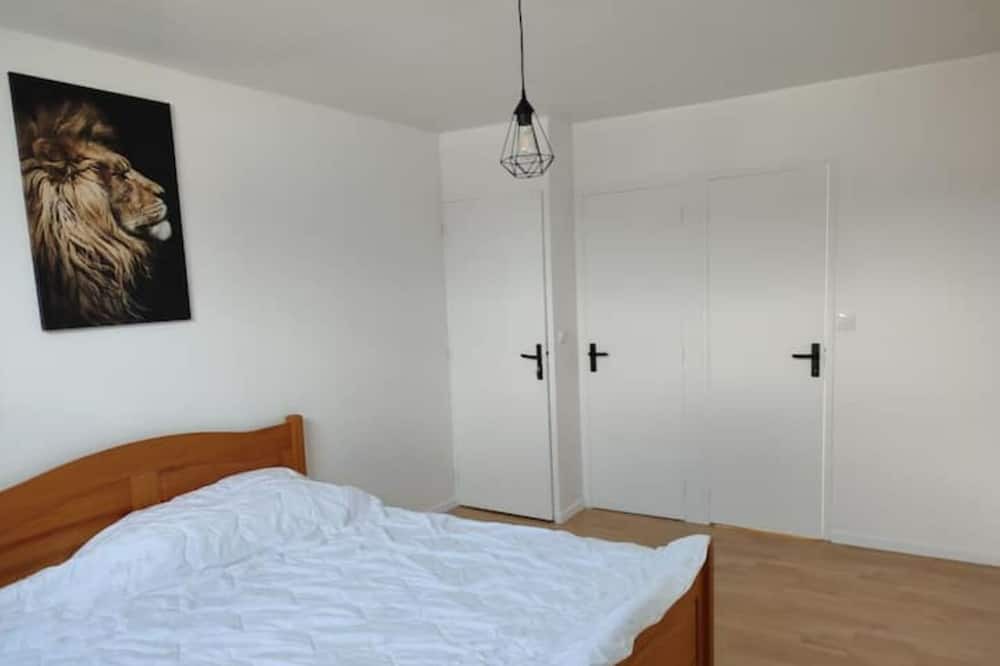 Photo of Bedroom in Saint-Romain-sur-Cher