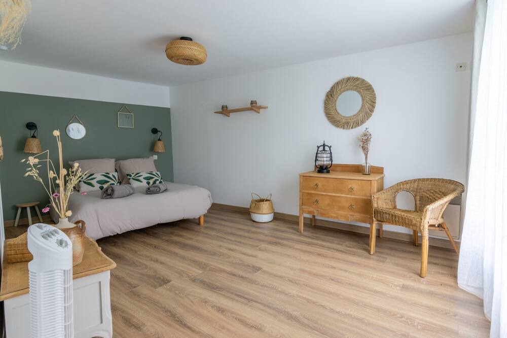 Photo of Bedroom in Doue-en-Anjou