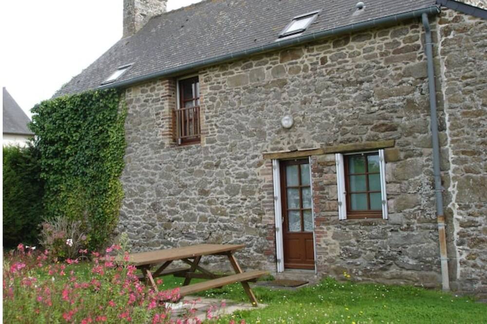 Photo of Outdoor in Saint-Jouan-des-Guerets