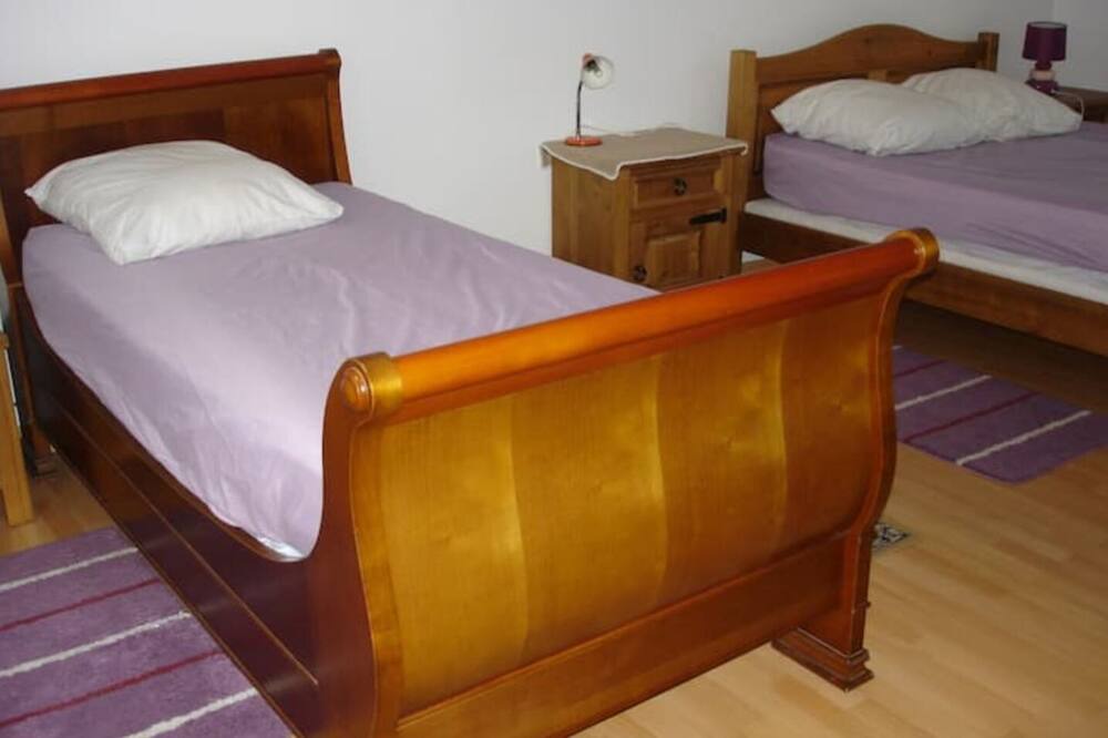 Photo of Bedroom in Saint-Jouan-des-Guerets