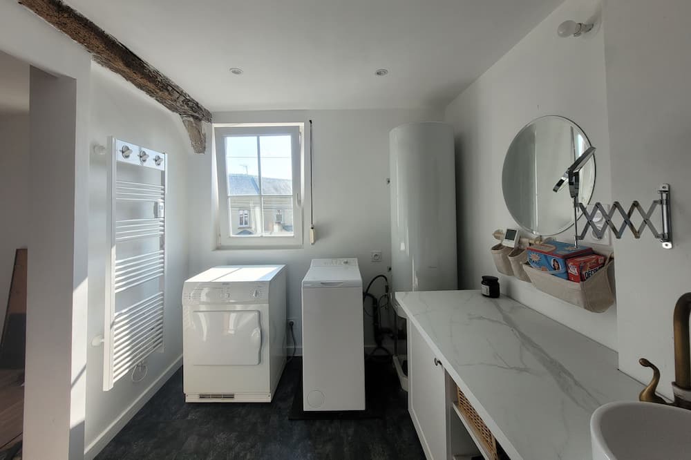 Photo of Others in Saint-Leger-du-Bourg-Denis