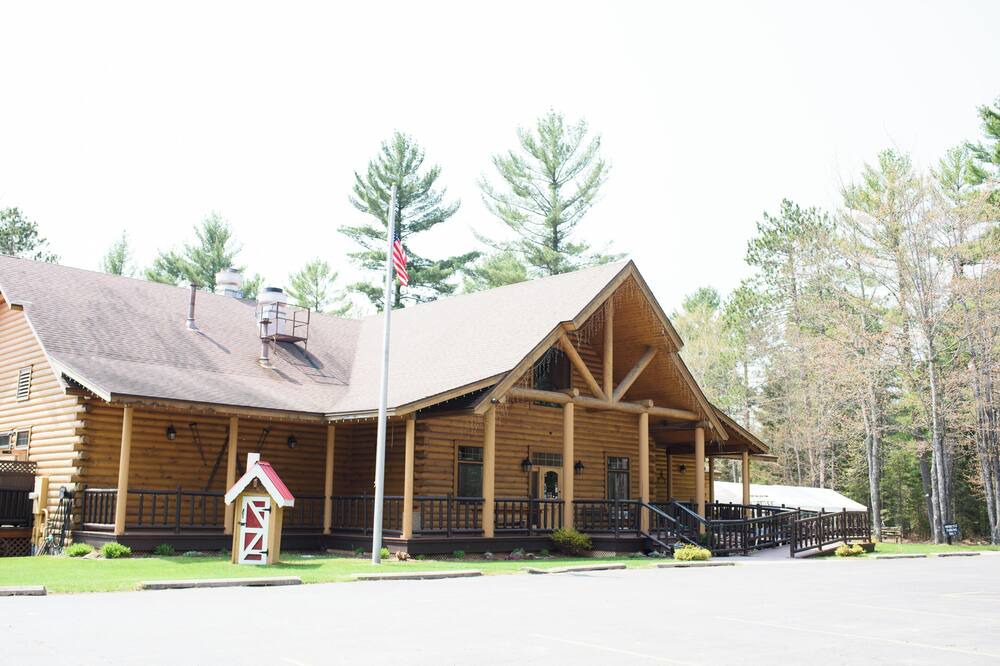 Photo of Outdoor in Gwinn