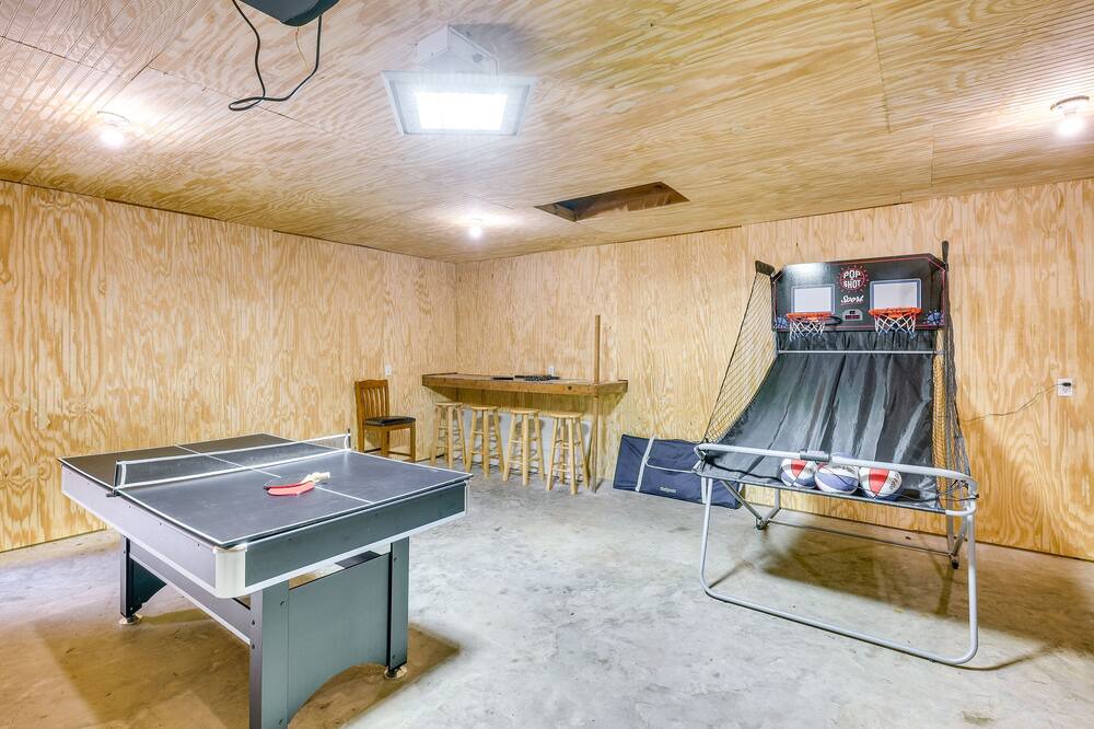 Photo of Bedroom in Lake Houston