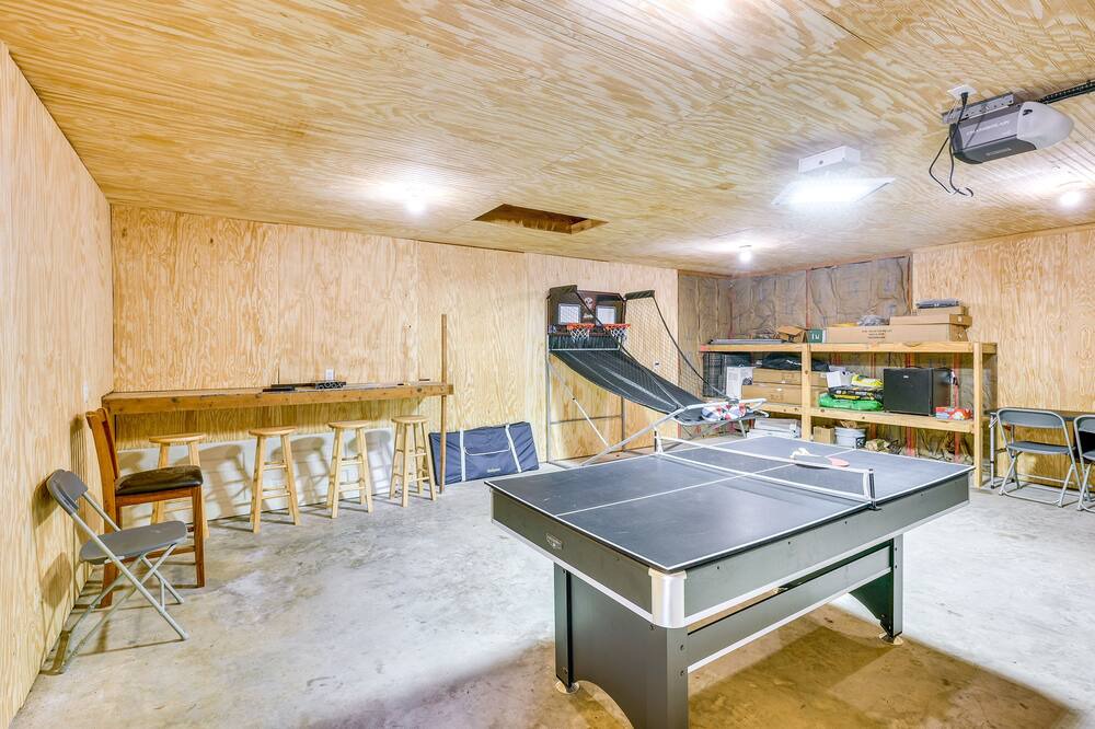 Photo of Bedroom in Lake Houston