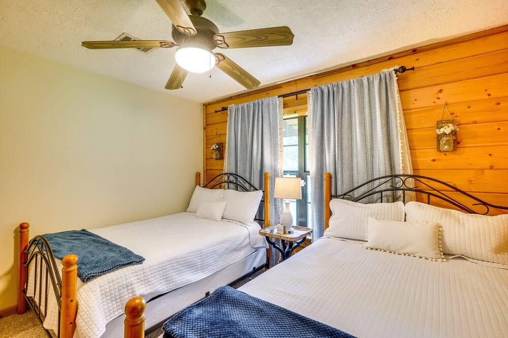 Photo of Bedroom in Lake Houston