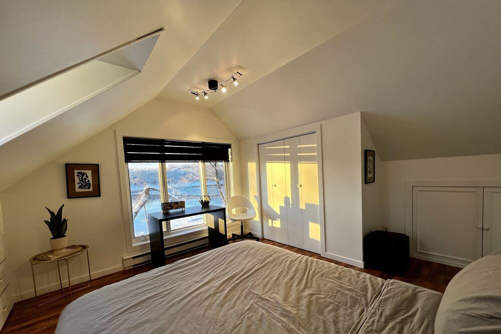 Photo of Bedroom in Saint-Nicephore