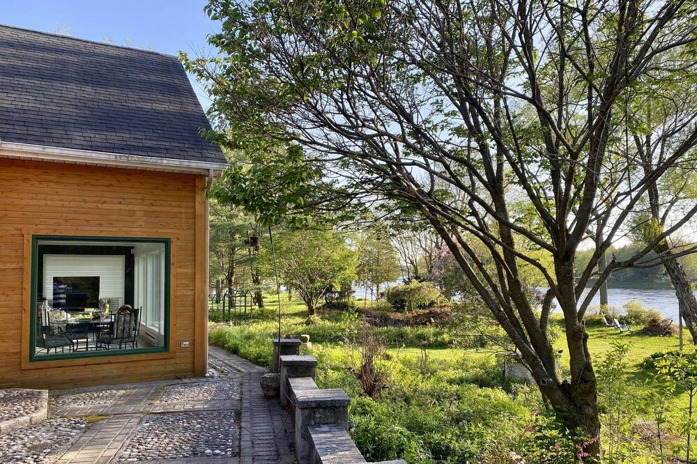Photo of Outdoor in Saint-Nicephore