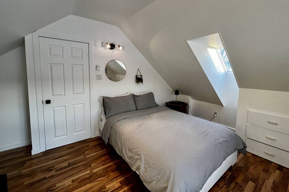 Photo of Bedroom in Saint-Nicephore