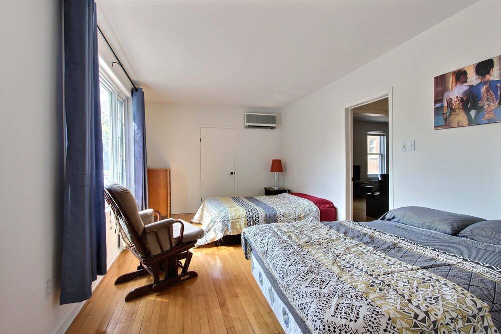 Photo of Bedroom in Montcalm