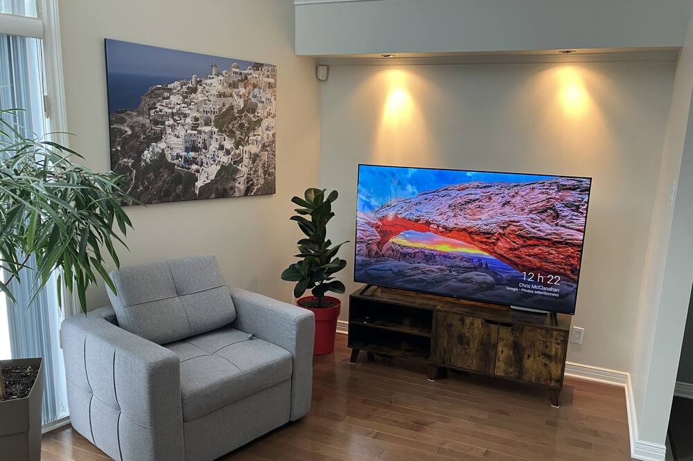 Photo of Livingroom in Saint-Alphonse-Rodriguez