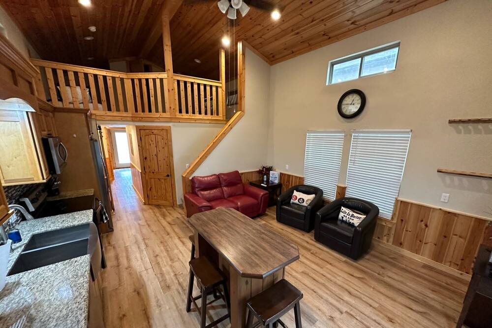Photo of Bedroom in Willis