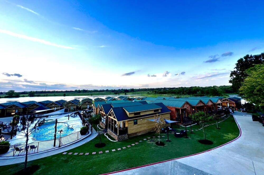 Photo of Outdoor in Willis