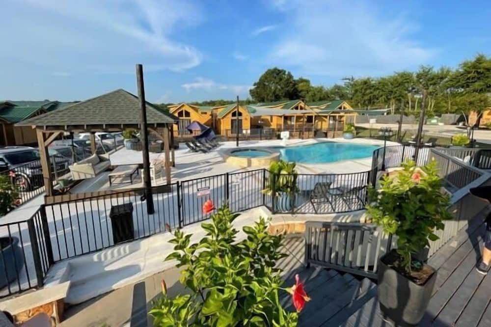 Photo of Outdoor in Willis