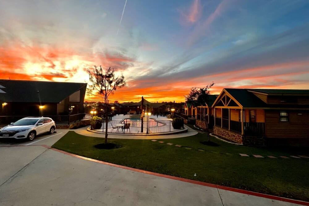 Photo of Outdoor in Willis