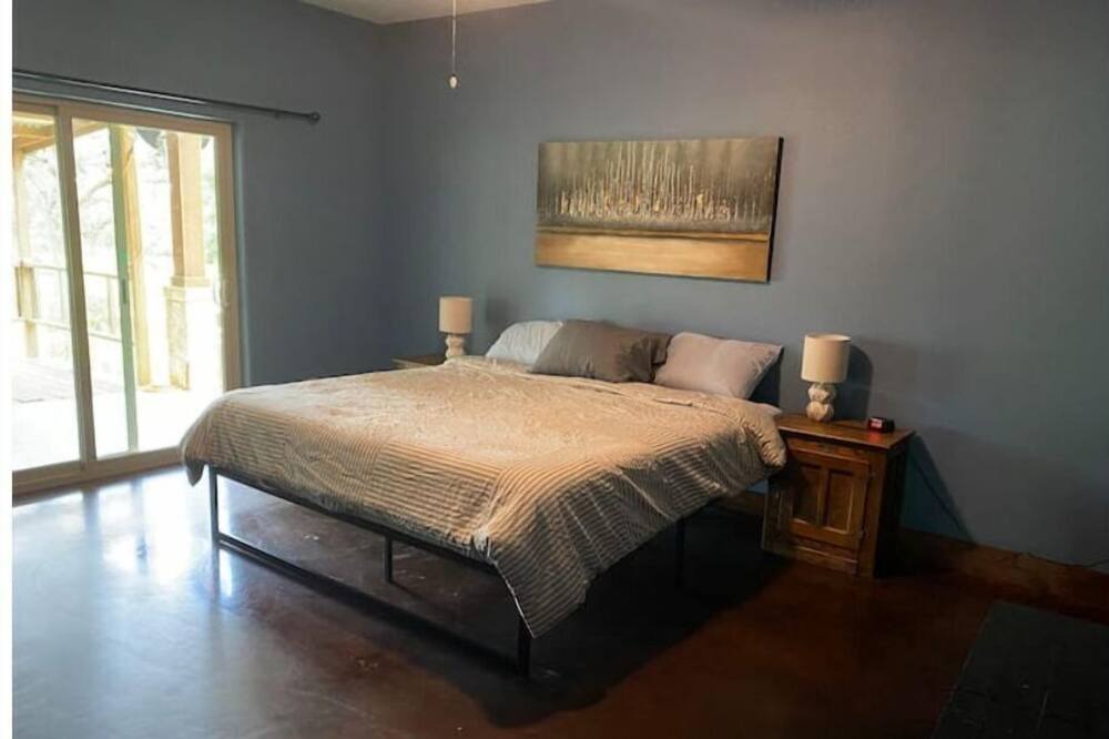 Photo of Bedroom in Prairie Lea