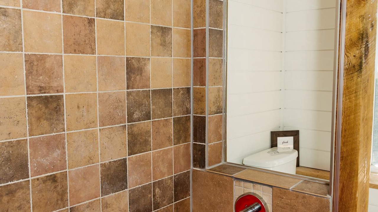 Photo of Bathroom in Dysart et al