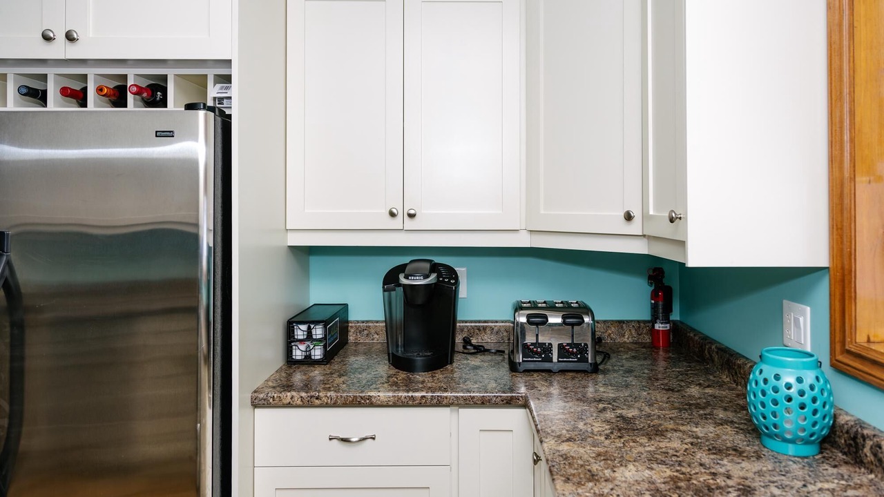 Photo of Kitchen in Dysart et al