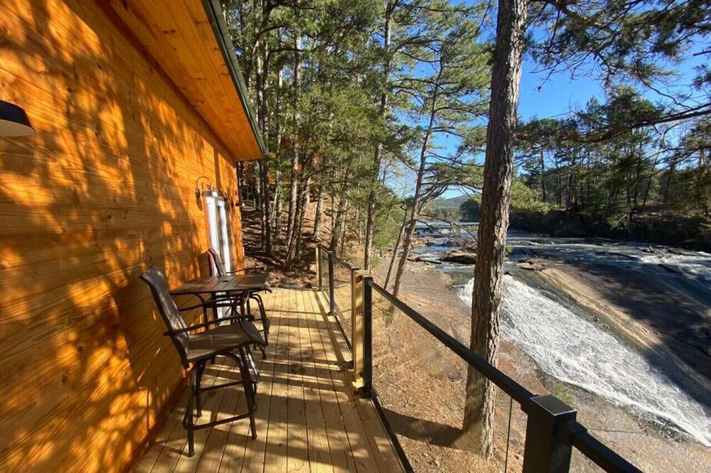 Photo of Others in Alix