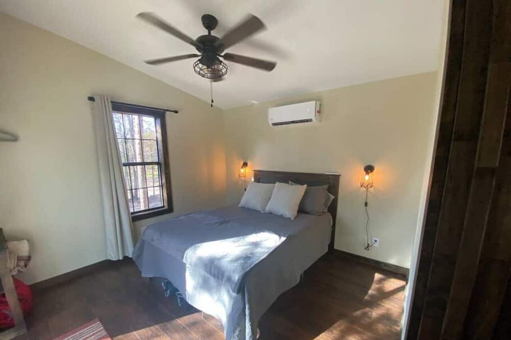 Photo of Others in Alix