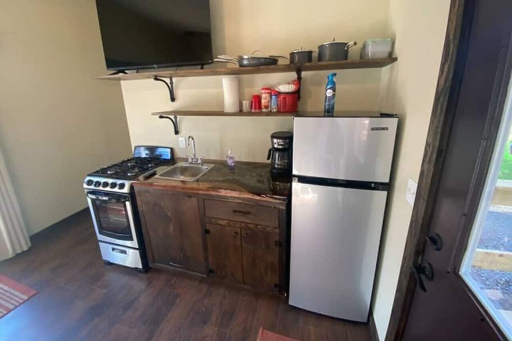 Photo of Others in Alix