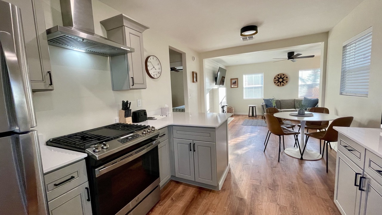 Photo of Kitchen in Blenman-Elm
