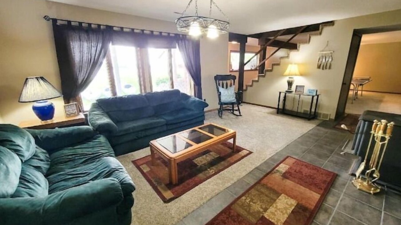 Photo of Livingroom in Barron County