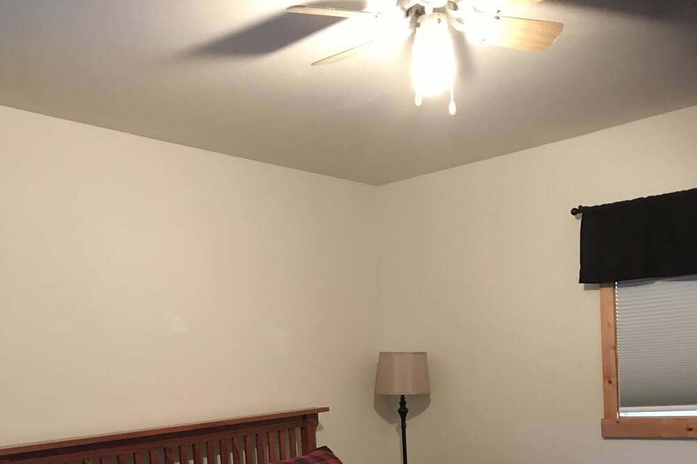 Photo of Bedroom in Babbitt