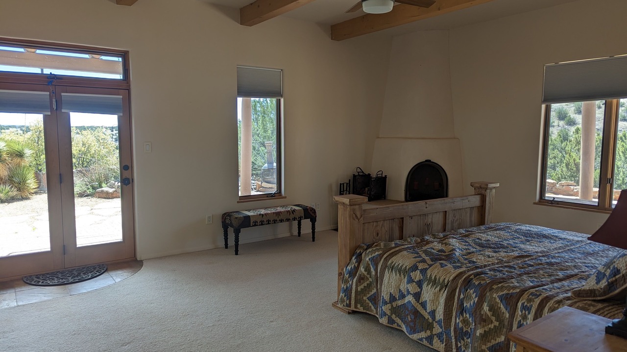 Photo of Bedroom in Canoncito