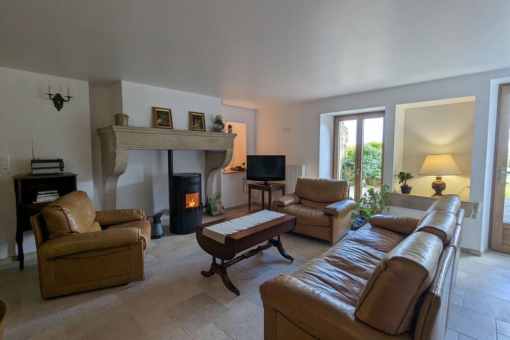 Photo of Livingroom in Buxieres-sous-les-Cotes