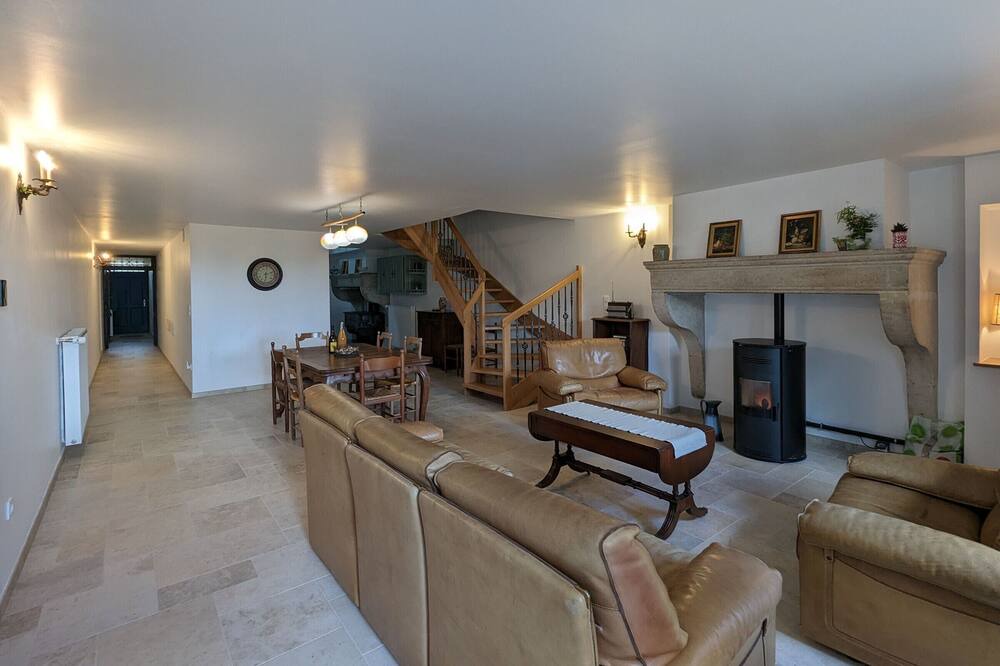 Photo of Livingroom in Buxieres-sous-les-Cotes