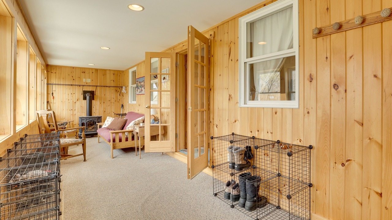 Photo of Others in Jay