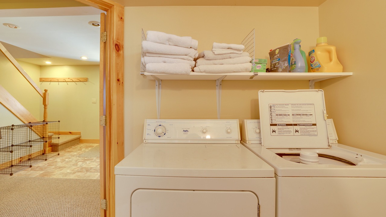 Photo of Others in Jay