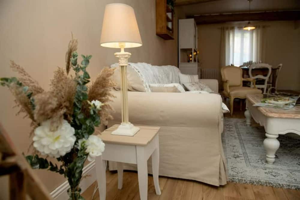 Photo of Others in Verneuil