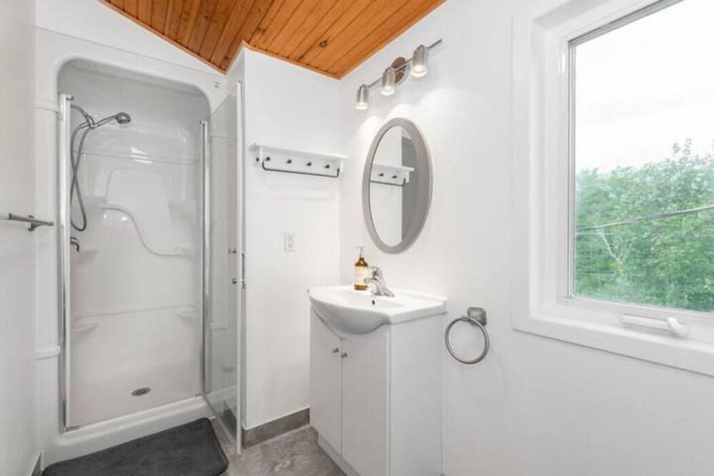 Photo of Bathroom in Tay Valley
