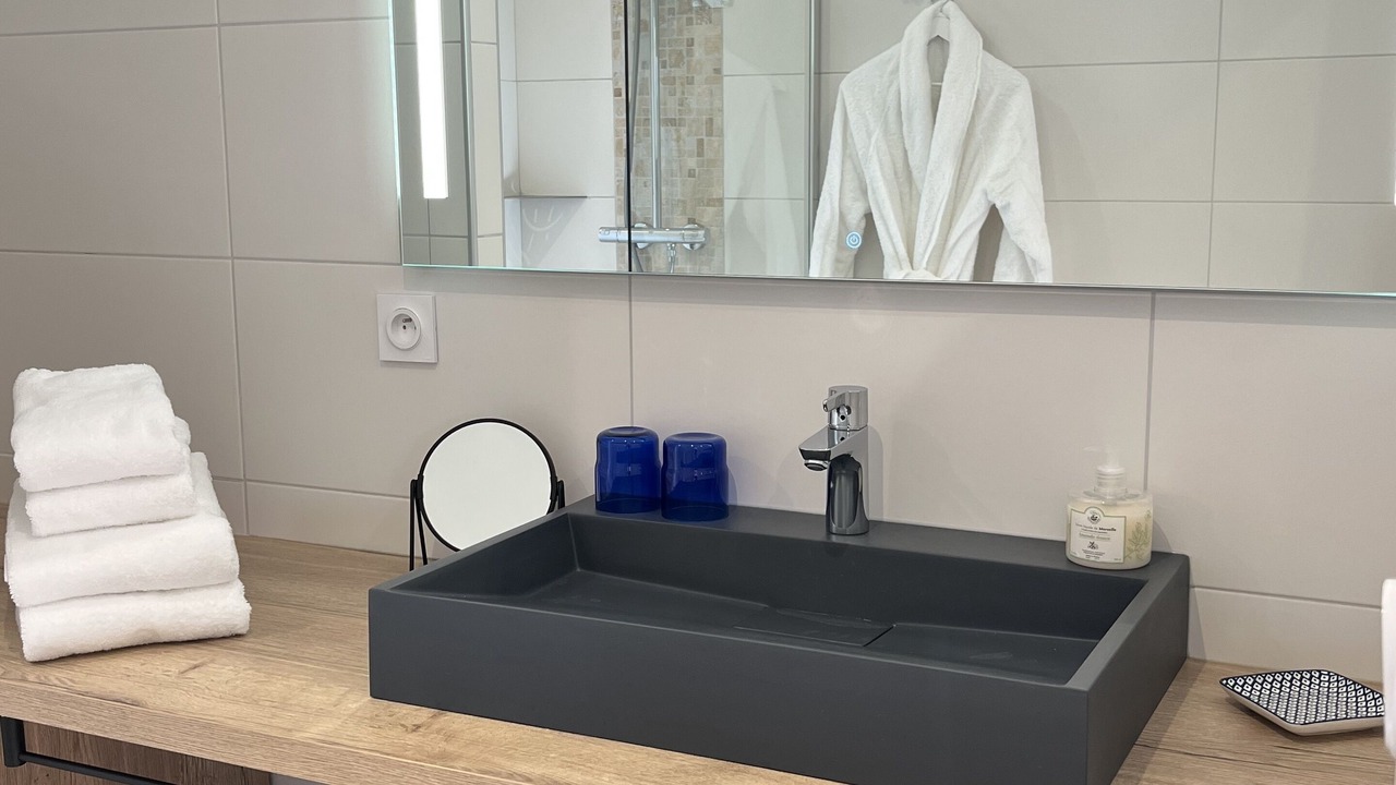 Photo of Bathroom in Goes