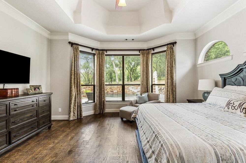 Photo of Bedroom in Burleson
