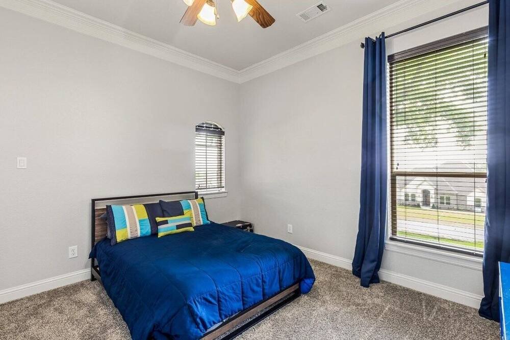 Photo of Bedroom in Burleson