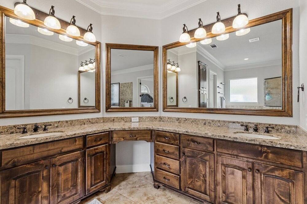 Photo of Bathroom in Burleson