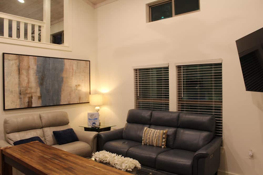 Photo of Bedroom in Willis