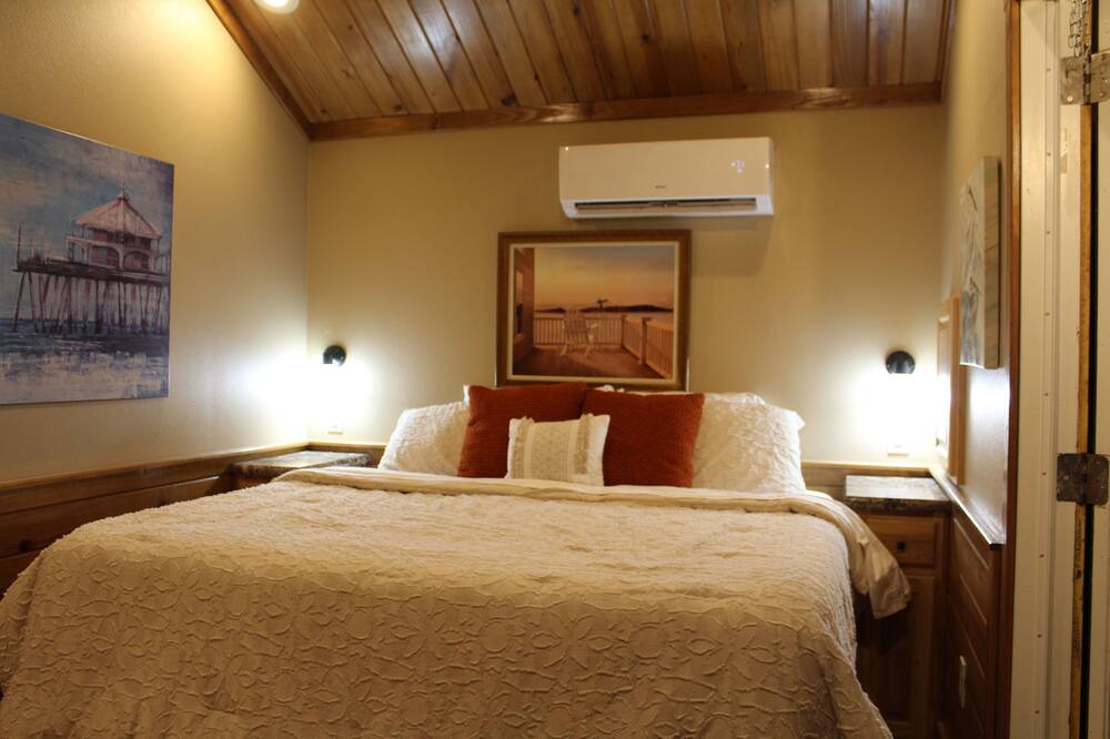 Photo of Bedroom in Willis