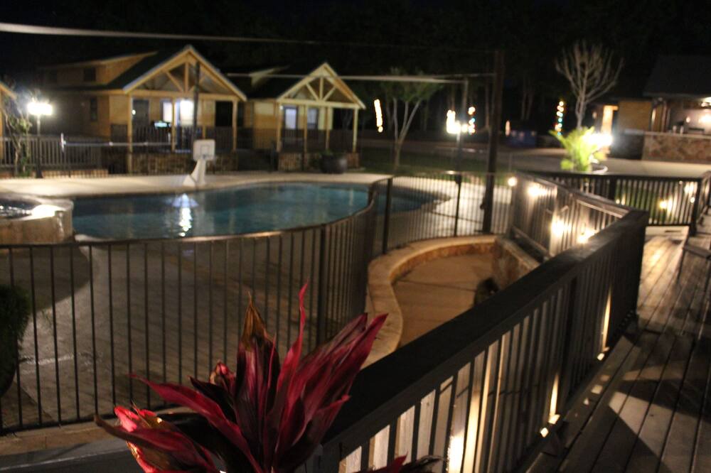 Photo of Outdoor in Willis