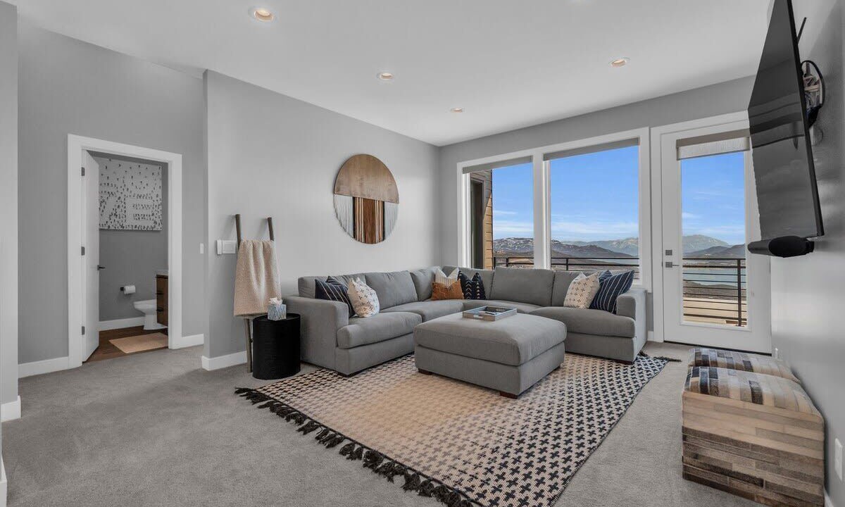 Photo of Livingroom in Hideout