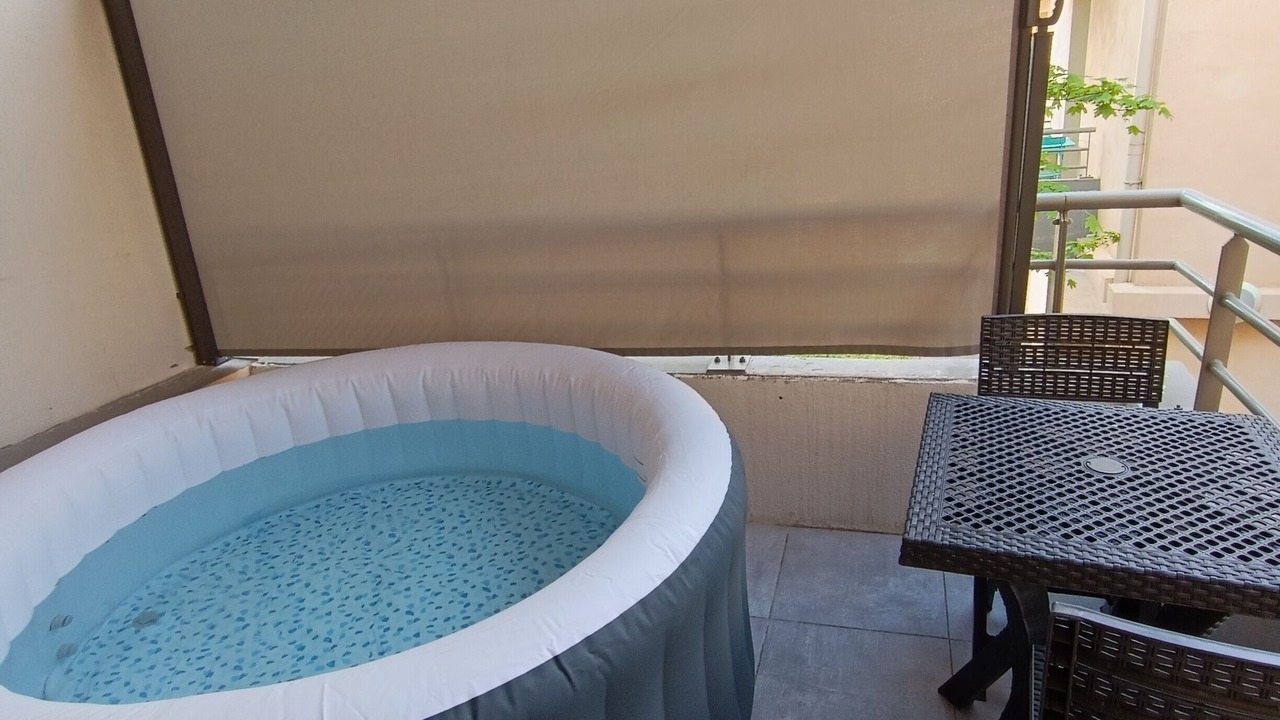 Photo of Outdoor in Bourg-les-Valence