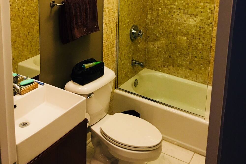 Photo of Bathroom in Bucktown