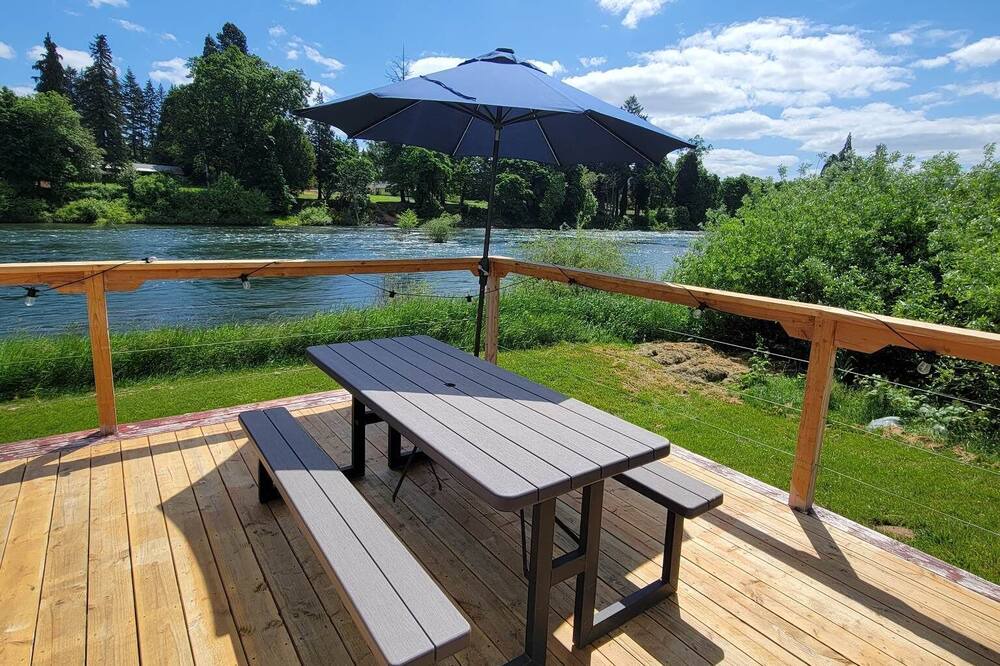 Photo of Outdoor in Roseburg