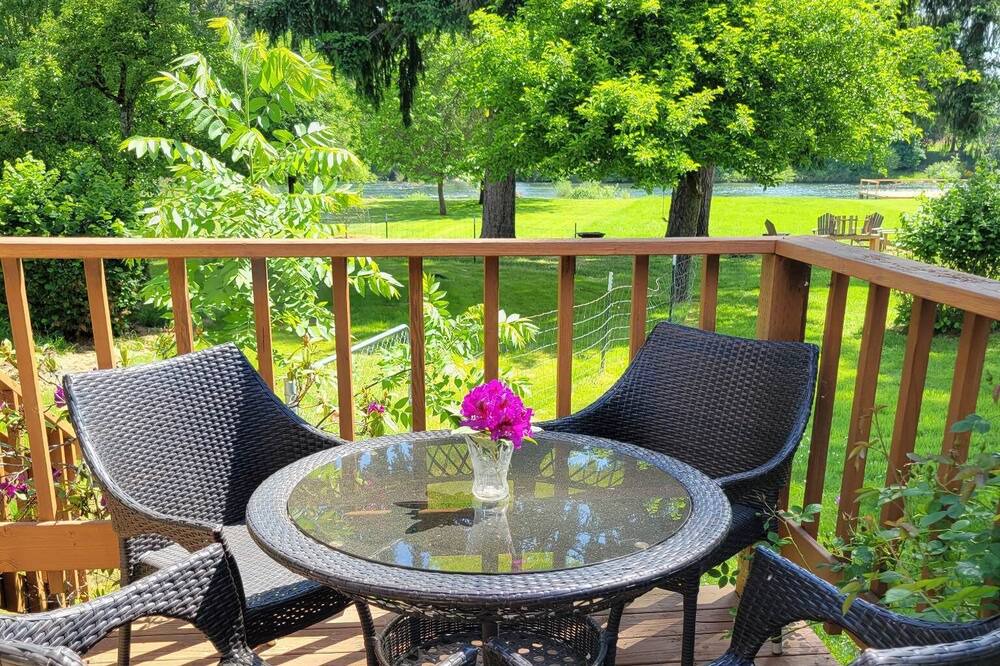 Photo of Outdoor in Roseburg