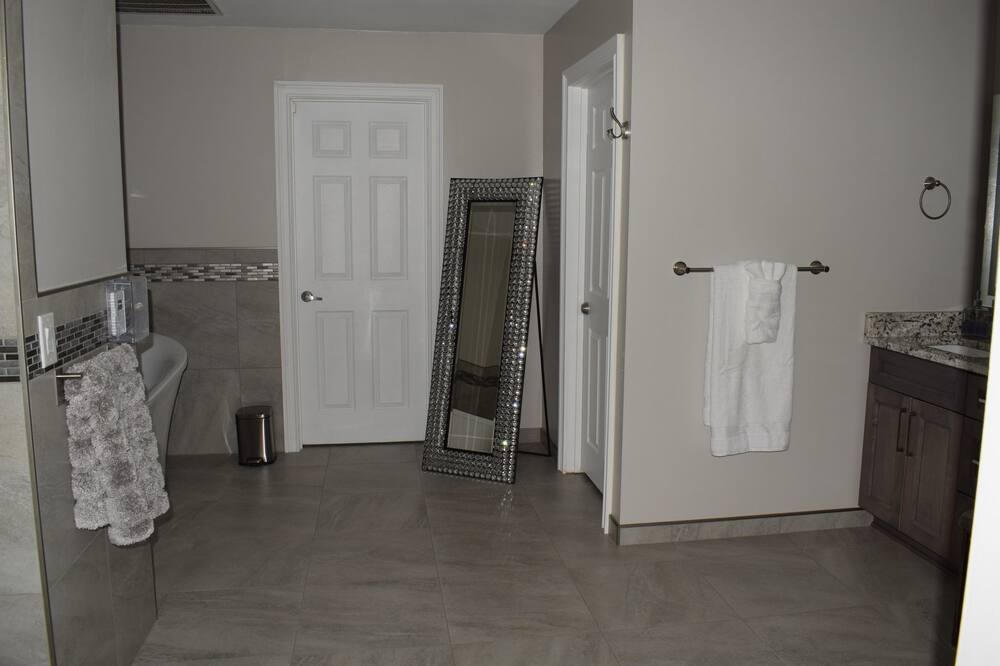 Photo of Others in Roseburg