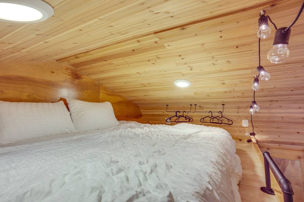 Photo of Bedroom in Onalaska