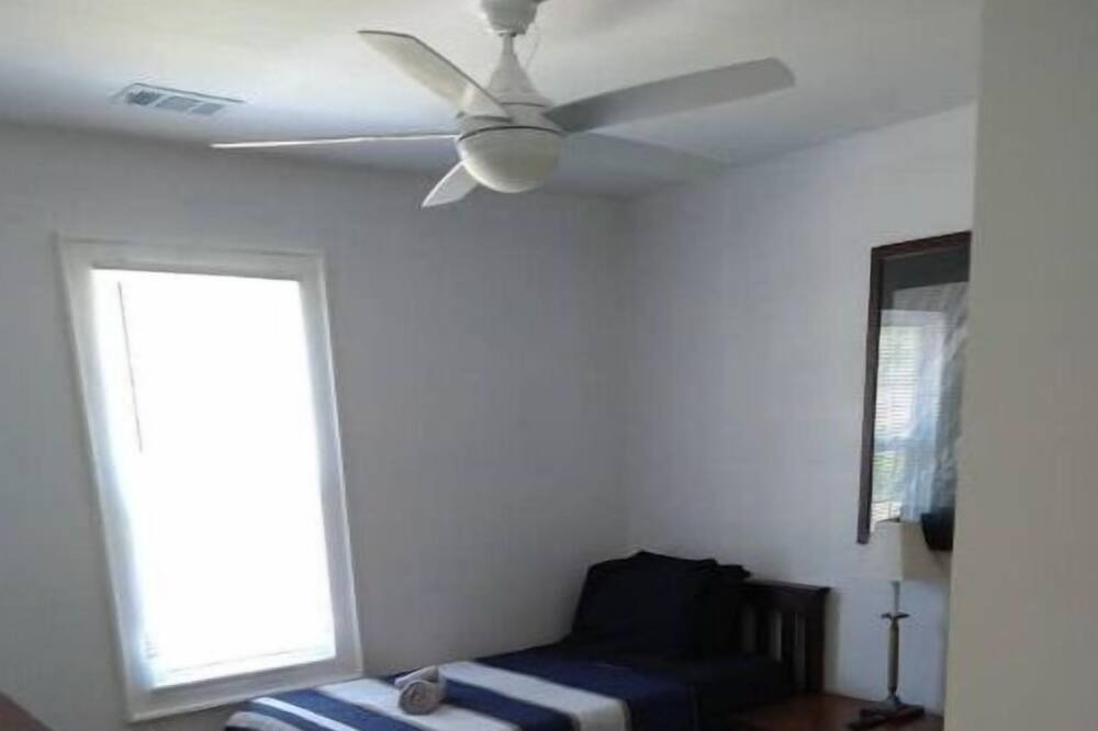 Photo of Bedroom in Jackson