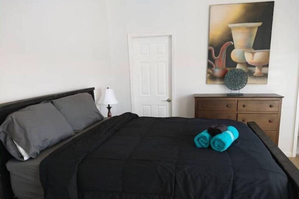 Photo of Bedroom in Jackson